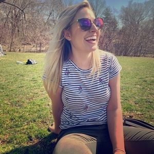 Meet your Posher, Hannah